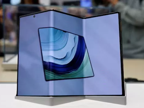 B&uuml;y&uuml;k Gelişme: Katlanabilir Telefonlar En İyi Mobil Cihaz mı Yoksa Bir Tablet Katili mi?